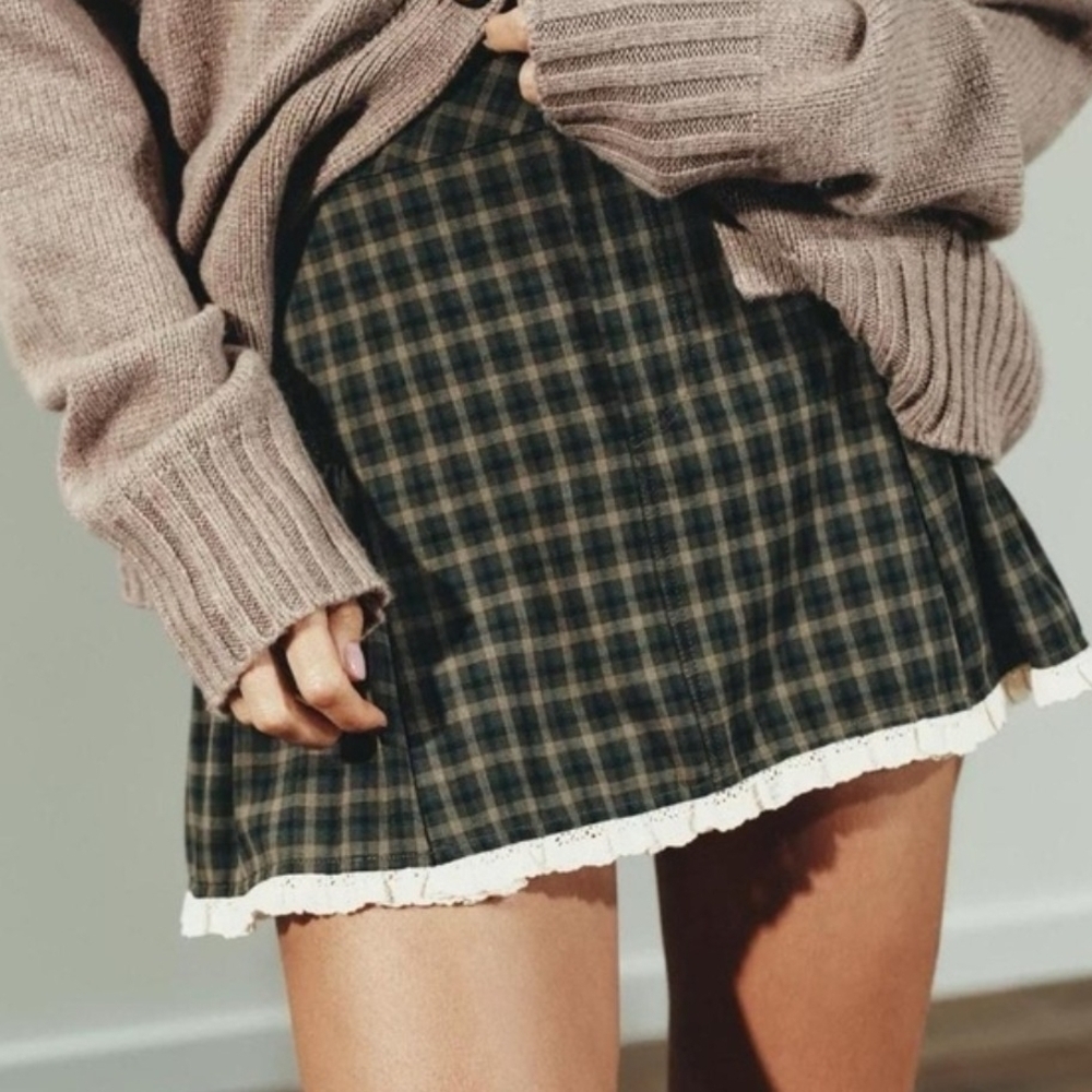 NWT Zara Plaid Checkered Lace Ruffle Hem Mini Skirt In Green - M